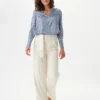Dea Kudibal silkebluse Jennifer Goldie Leche 3 scaled